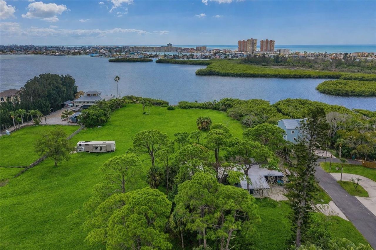 13798 74th Avenue, Seminole, FL 33776 Photo