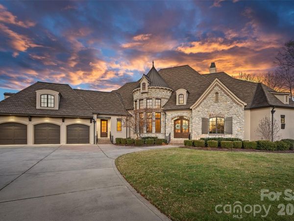 5727 Challisford Lane, Charlotte, NC 28226