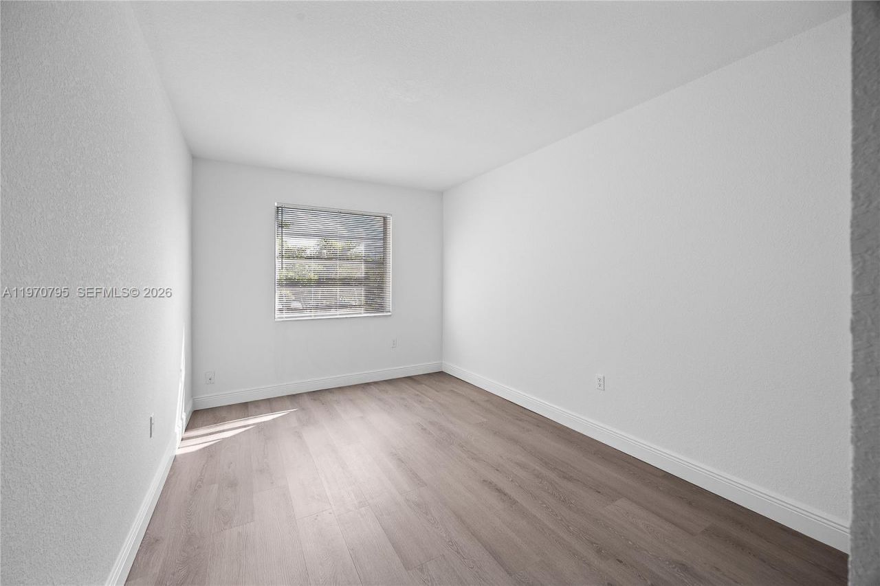 4990 E Sabal Palm Blvd, Unit 202, Tamarac, FL 33319 Photo