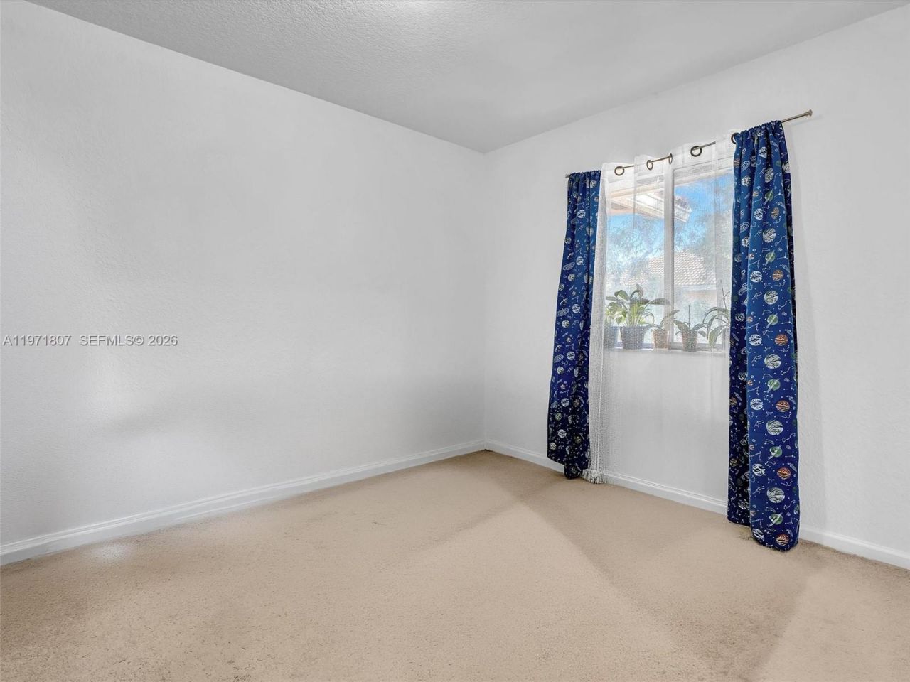 21 SE 3rd Ave , Hallandale Beach, FL 33009 Photo