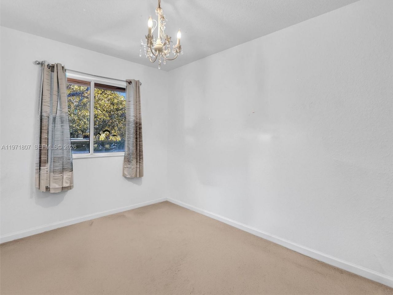 21 SE 3rd Ave , Hallandale Beach, FL 33009 Photo