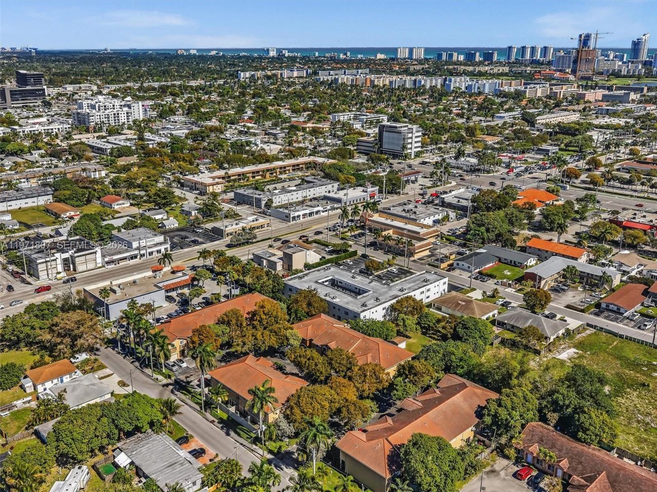 21 SE 3rd Ave , Hallandale Beach, FL 33009 Photo