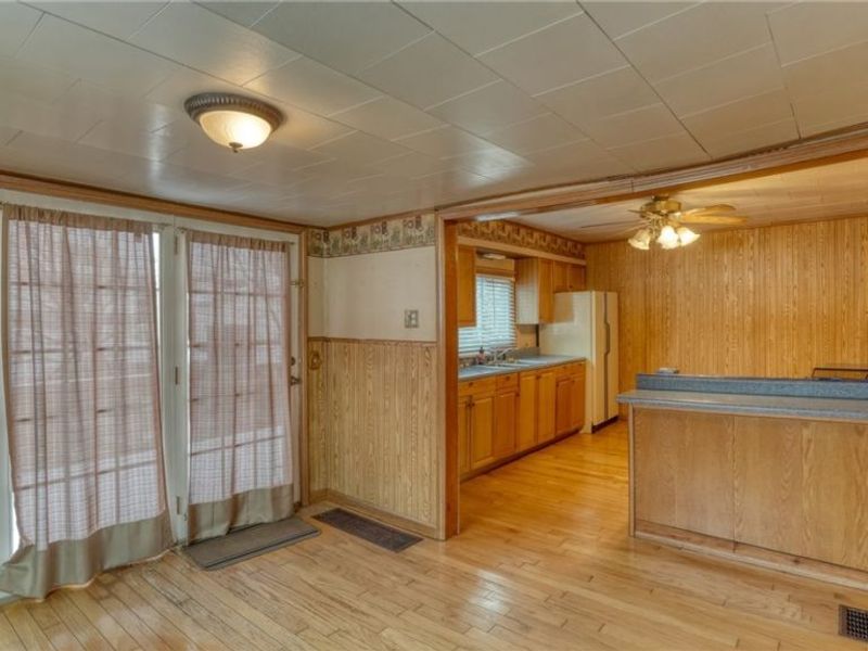 237 S 5th Street, Byesville, OH 43723 Photo 10