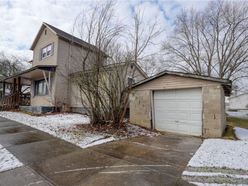 237 S 5th Street, Byesville, OH 43723 Photo 2