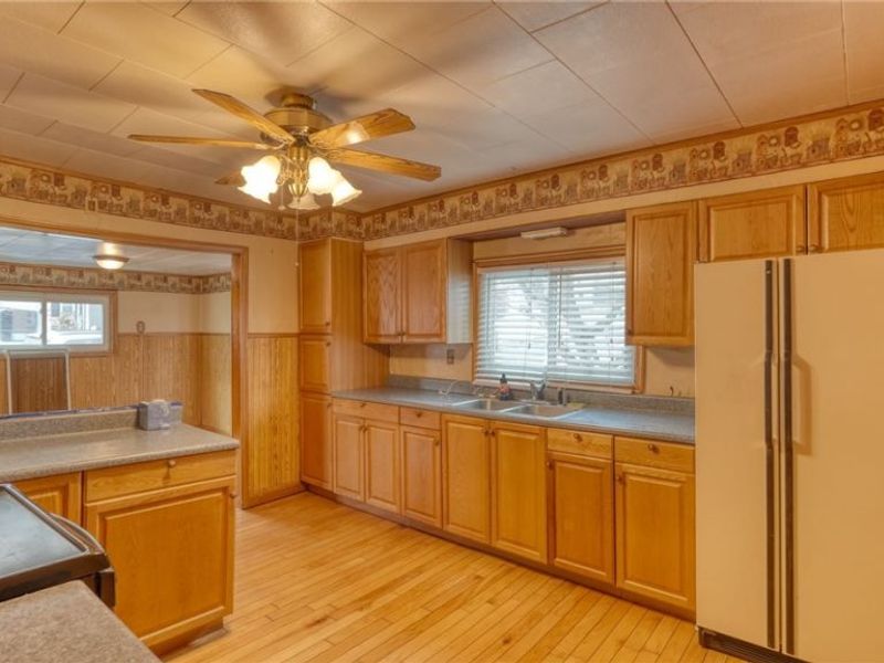 237 S 5th Street, Byesville, OH 43723 Photo 8