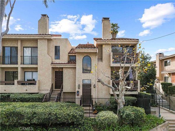 18958 Sherman, Unit 19, Reseda, CA 91335