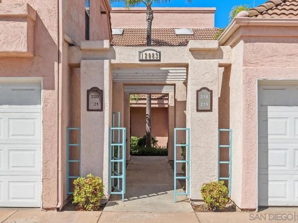 12083 Calle de Montana, Unit 219, El Cajon, CA 92019