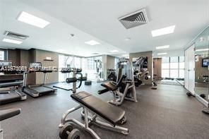 950 Brickell Bay Dr, Unit 1505, Miami, FL 33131 Photo