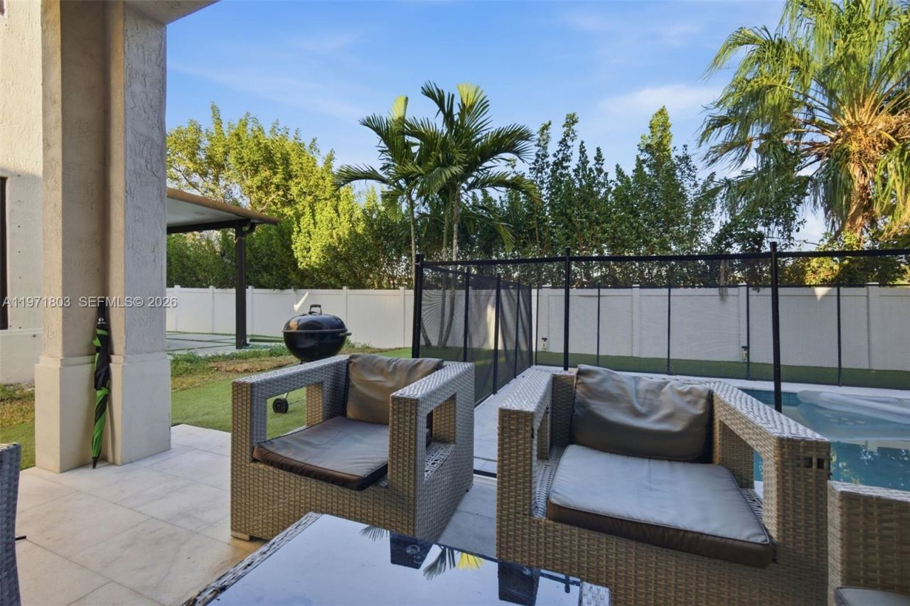 9909 W 32nd Ln , Hialeah, FL 33018 Photo