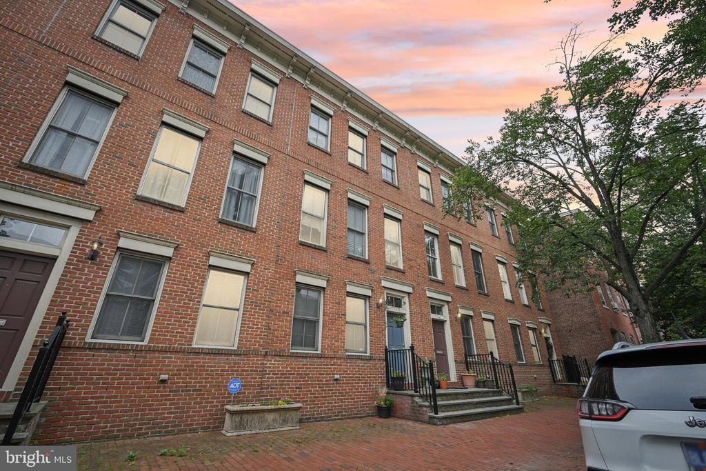 137 Jackson Street, Trenton, NJ 08611 Main Photo