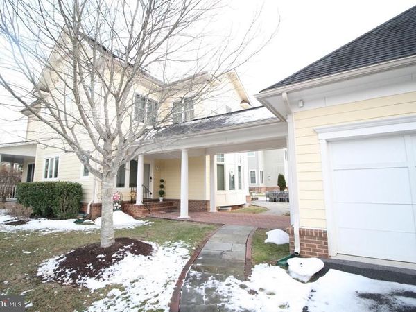 102 BULLARD CIRCLE, ROCKVILLE, MD 20850