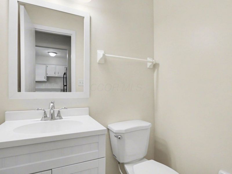 2026 Sawbury Boulevard, Columbus, OH 43235 Photo 12