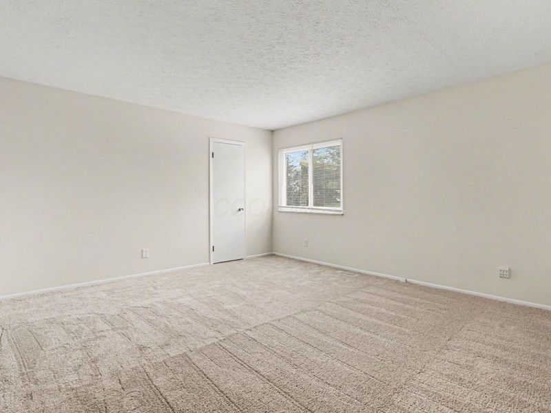 2026 Sawbury Boulevard, Columbus, OH 43235 Photo 14