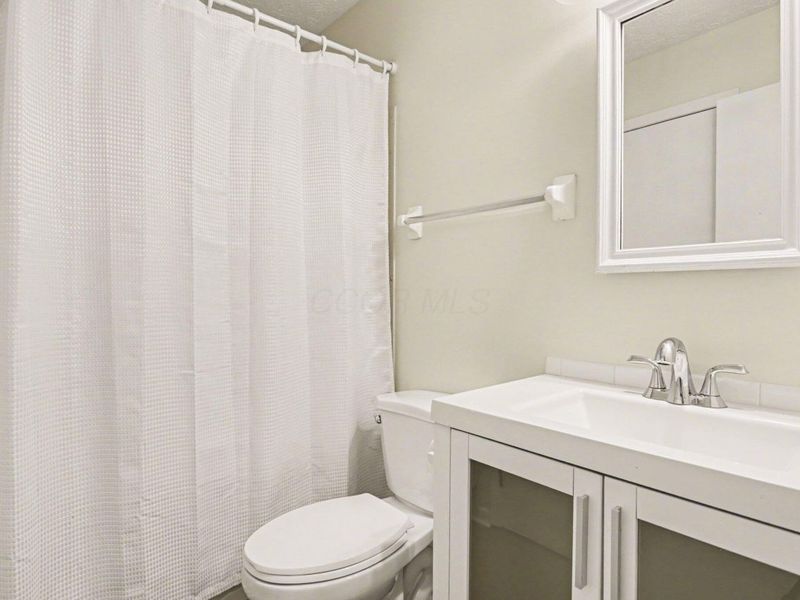 2026 Sawbury Boulevard, Columbus, OH 43235 Photo 20