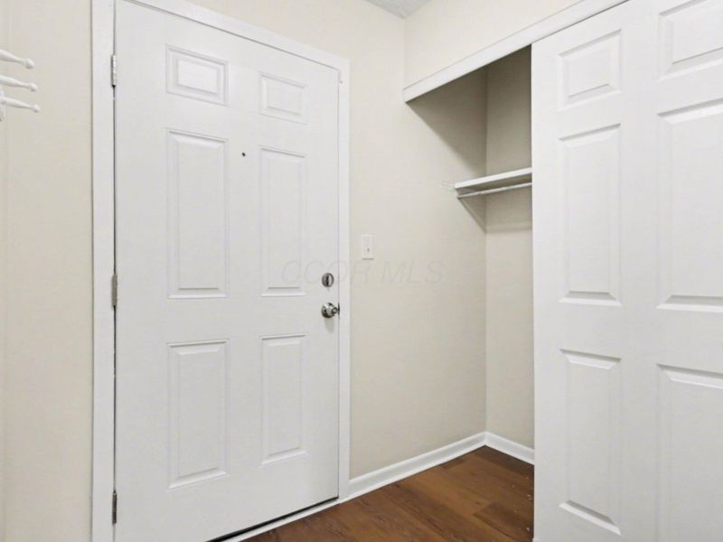 2026 Sawbury Boulevard, Columbus, OH 43235 Photo 3