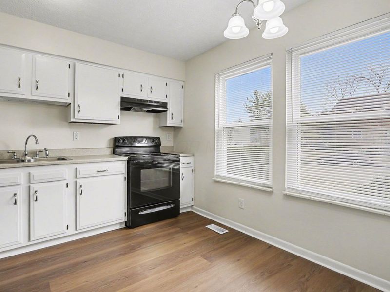 2026 Sawbury Boulevard, Columbus, OH 43235 Photo 8