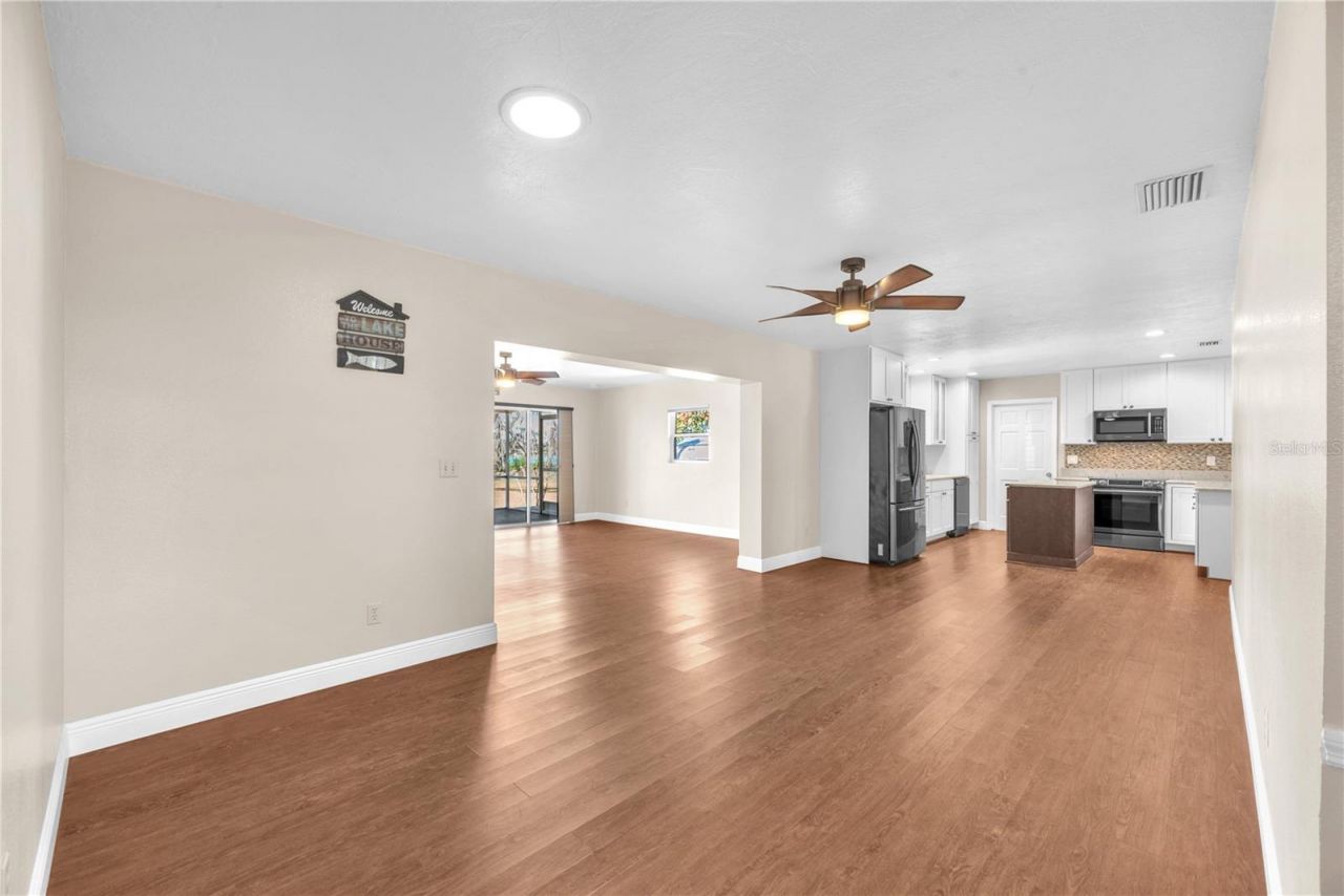 2004 Capri Road, Valrico, FL 33594 Photo