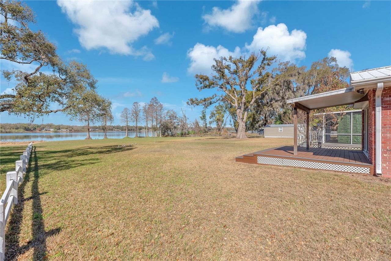 2004 Capri Road, Valrico, FL 33594 Photo