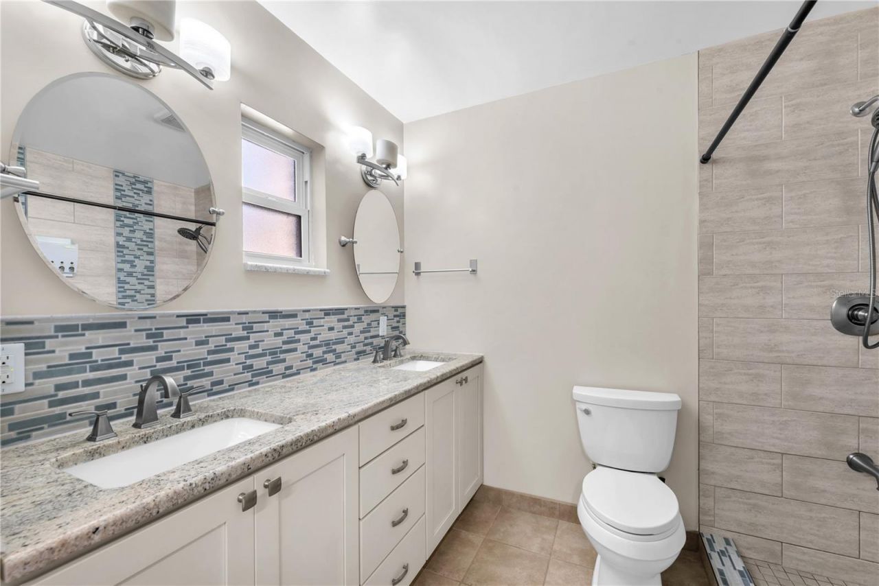 2004 Capri Road, Valrico, FL 33594 Photo