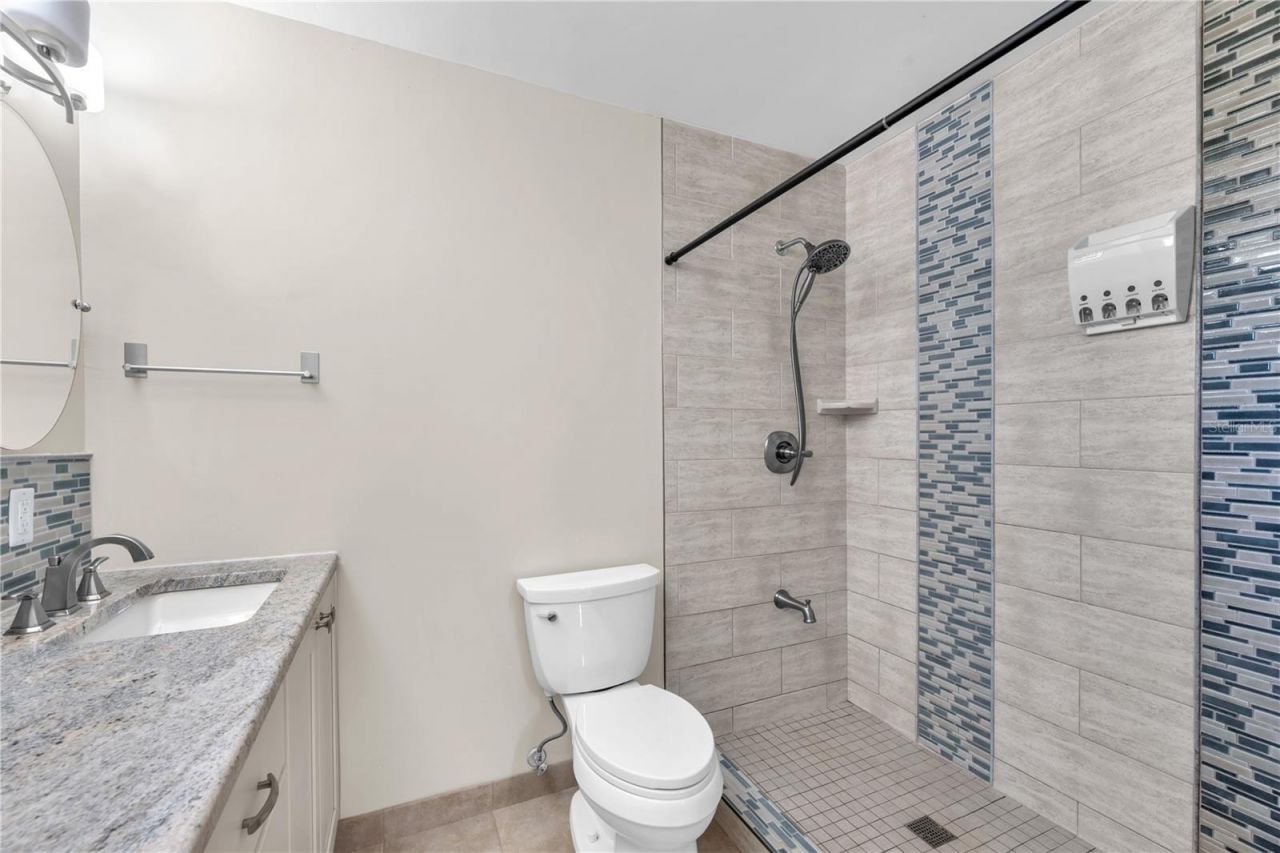 2004 Capri Road, Valrico, FL 33594 Photo