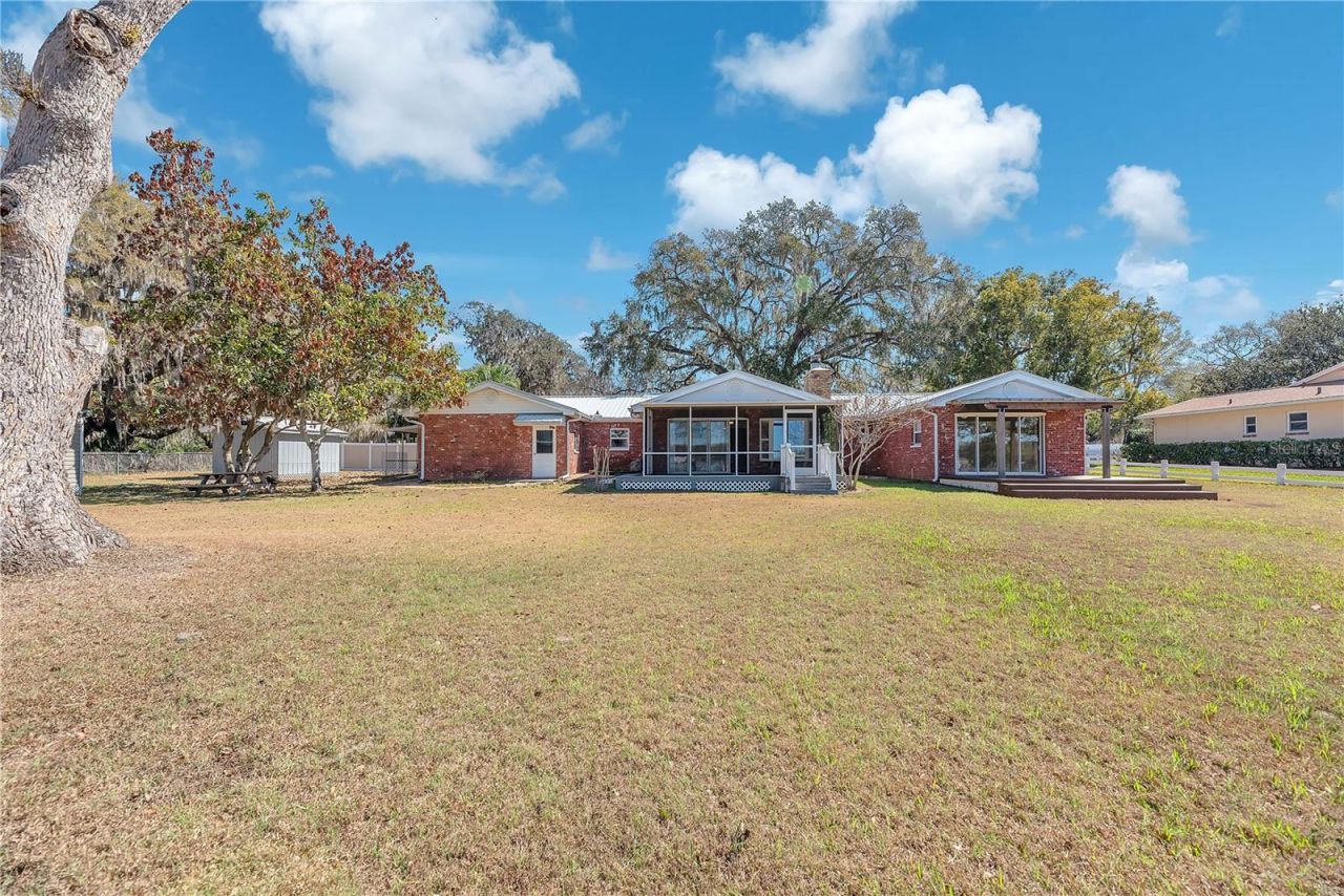 2004 Capri Road, Valrico, FL 33594 Photo