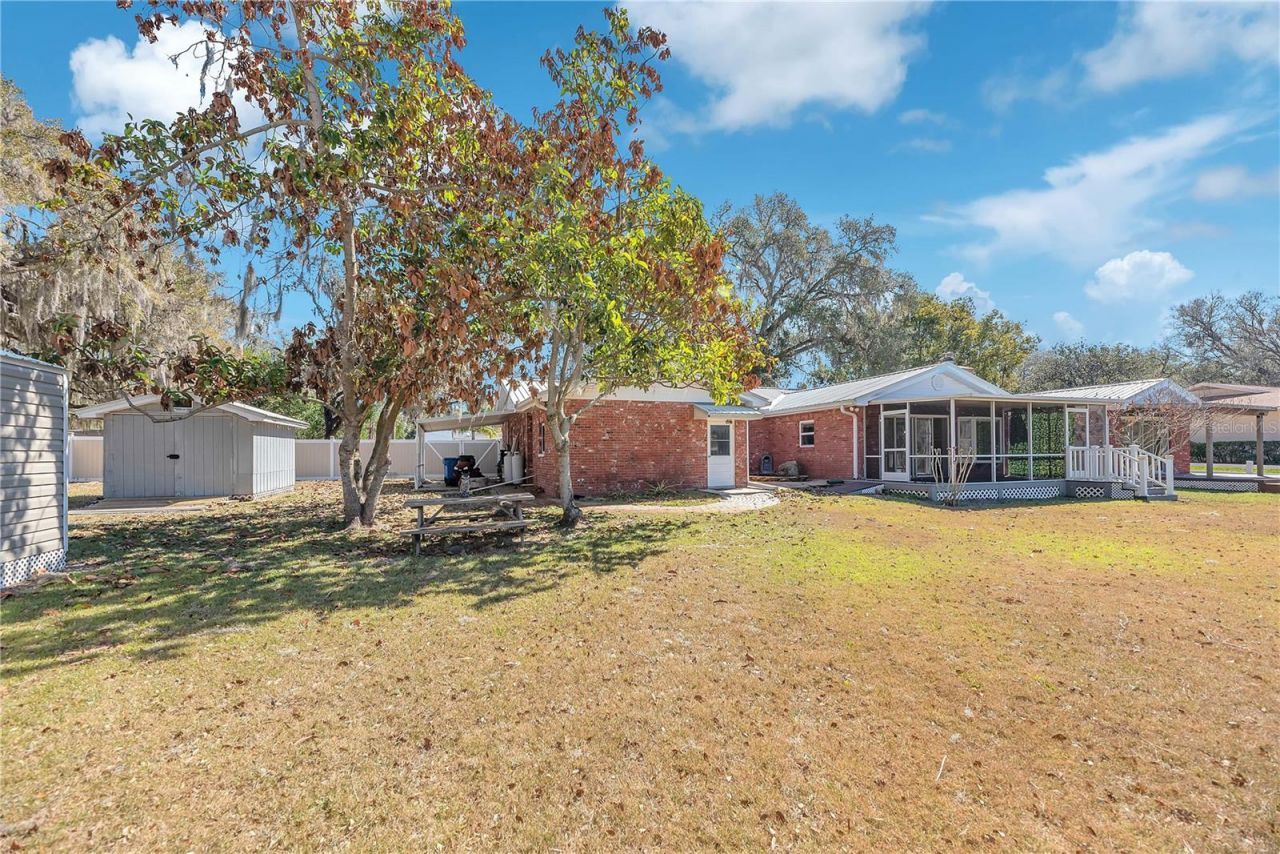 2004 Capri Road, Valrico, FL 33594 Photo