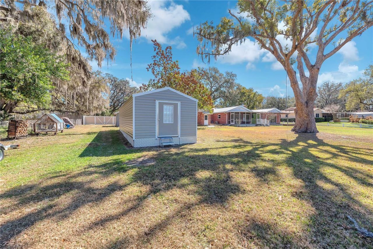 2004 Capri Road, Valrico, FL 33594 Photo