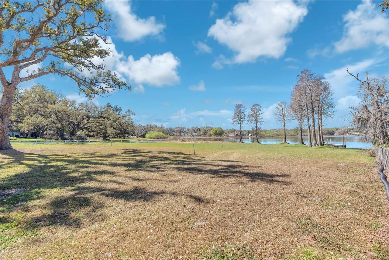 2004 Capri Road, Valrico, FL 33594 Photo