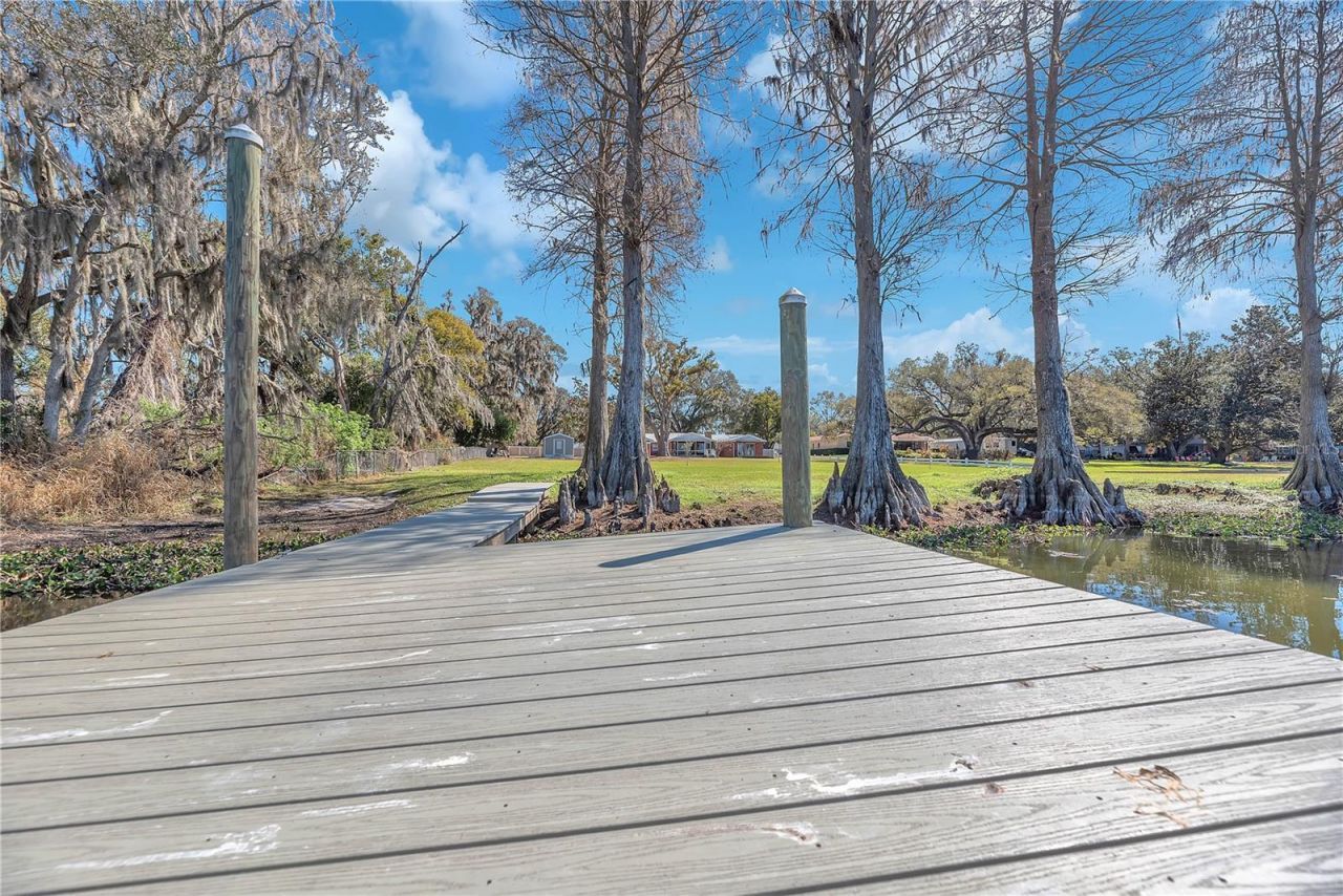 2004 Capri Road, Valrico, FL 33594 Photo