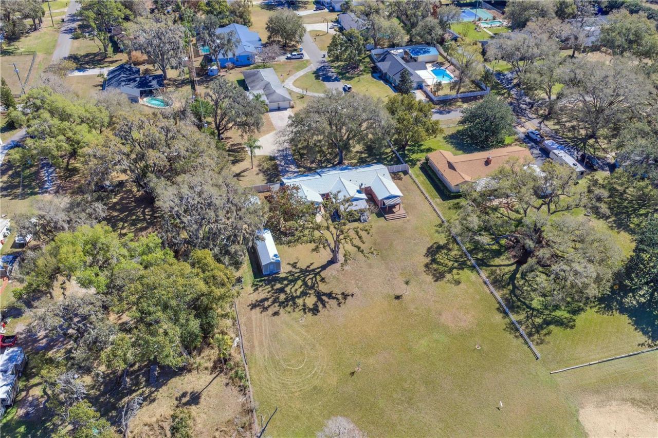 2004 Capri Road, Valrico, FL 33594 Photo