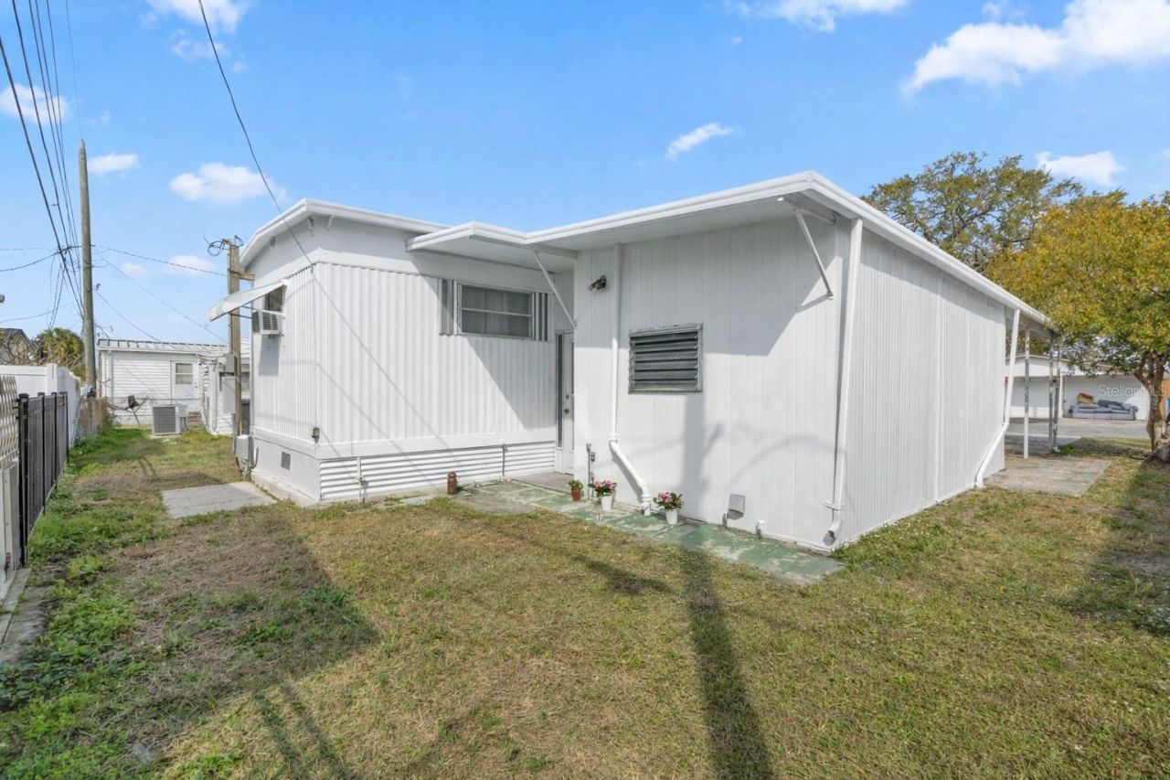 1012 50th Ave Plaza W, Bradenton, FL 34207 Photo