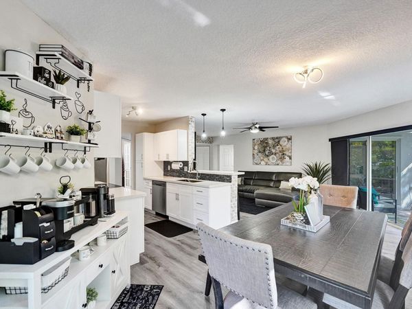 9280 NW 9th Court, Unit 9280, Plantation, FL 33324