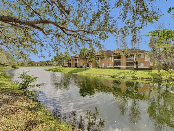 9280 NW 9th Court, Unit 9280, Plantation, FL 33324