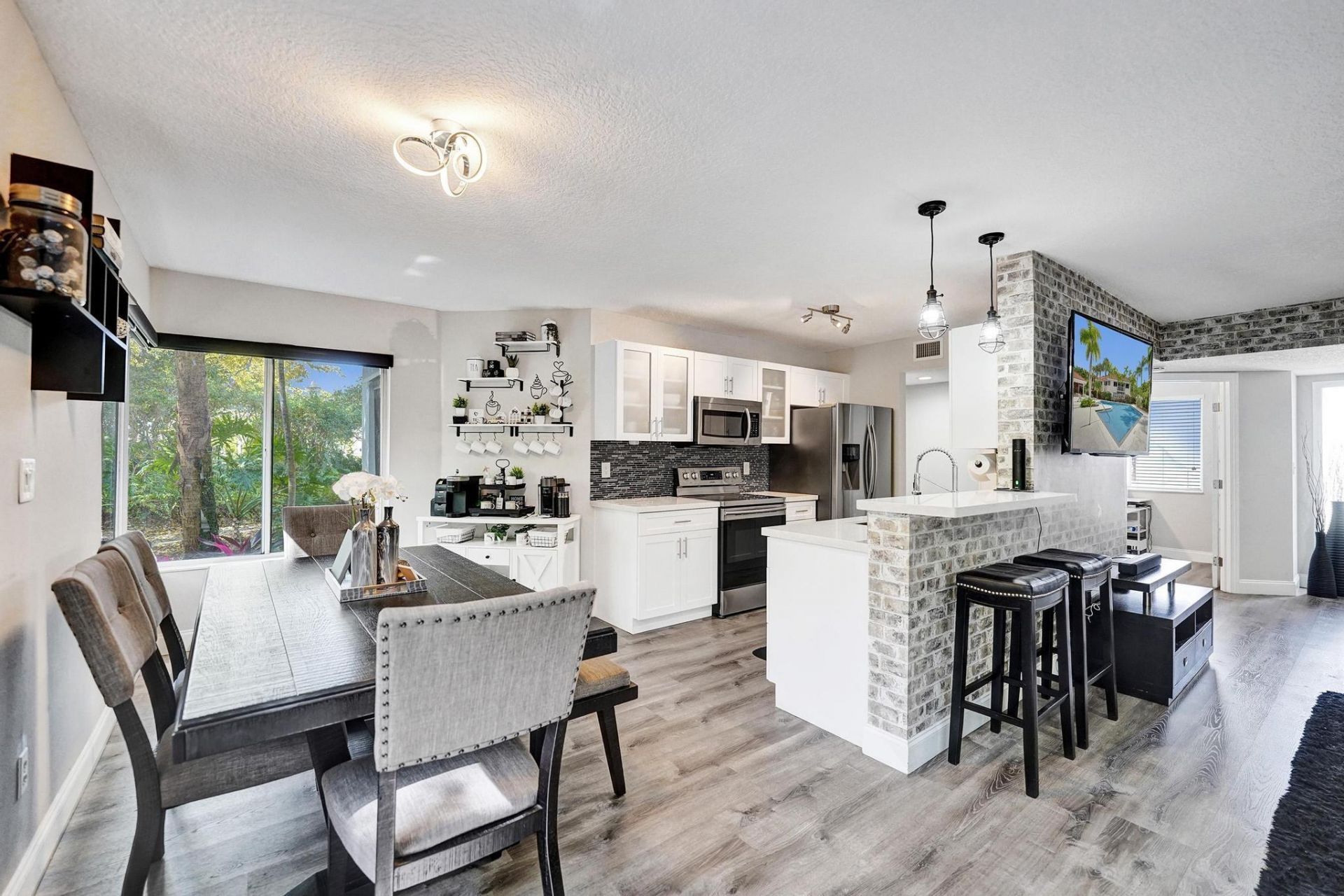 9280 NW 9th Court, Unit 9280, Plantation, FL 33324 Photo