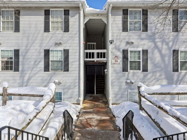 14 Lexington Hill , Unit 3, Harriman, NY 10926