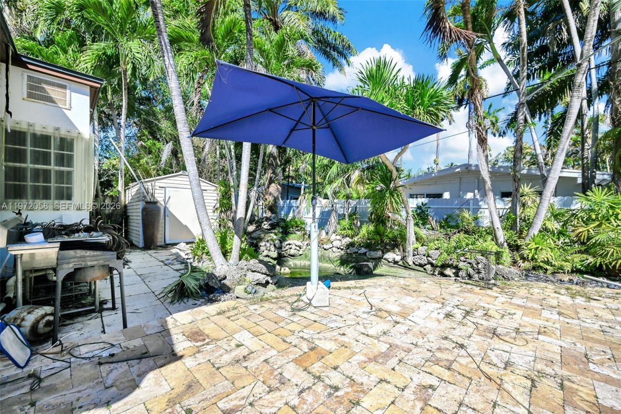 1025 NE 84th St, Miami, FL 33138 Photo