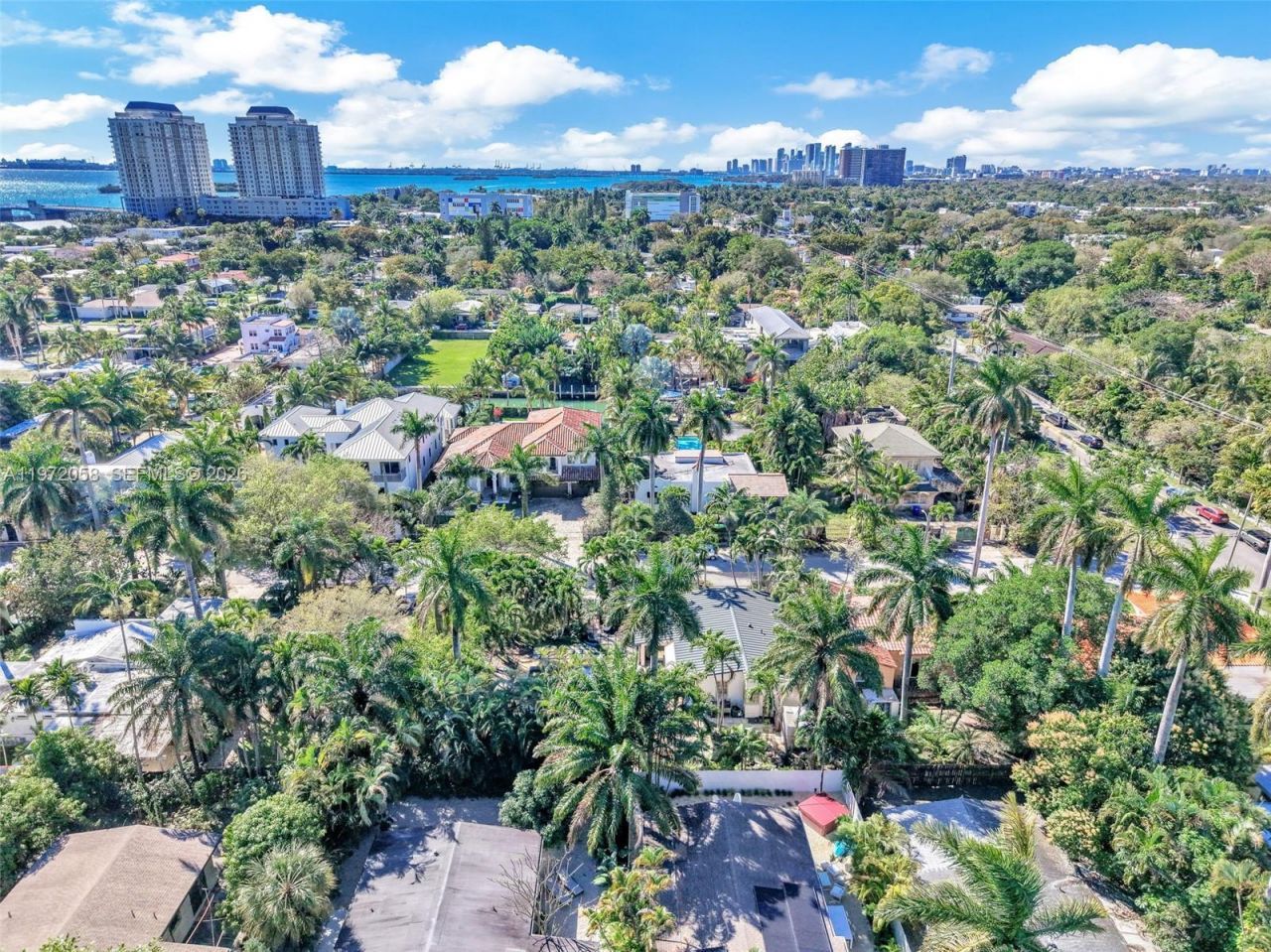 1025 NE 84th St, Miami, FL 33138 Photo