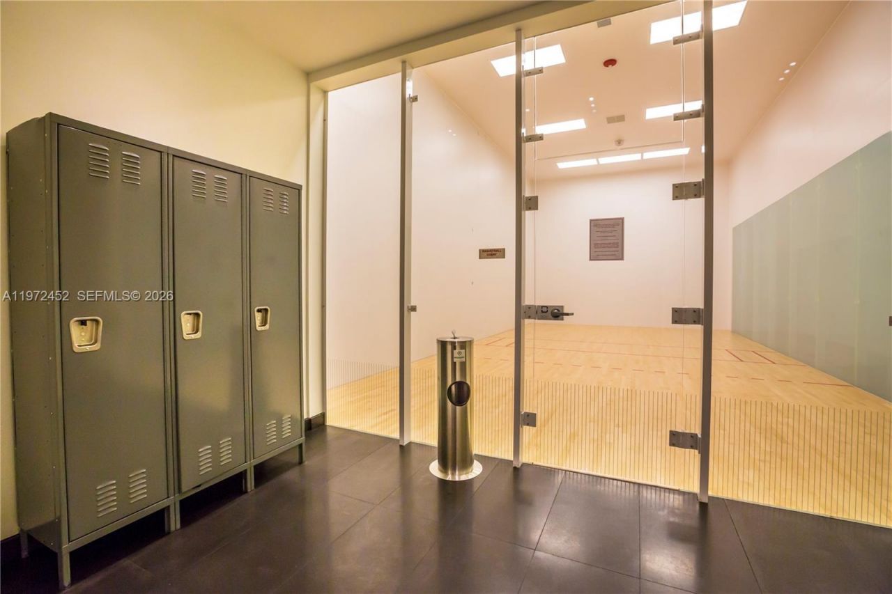 1600 NE 1st Ave , Unit 1014, Miami, FL 33132 Photo