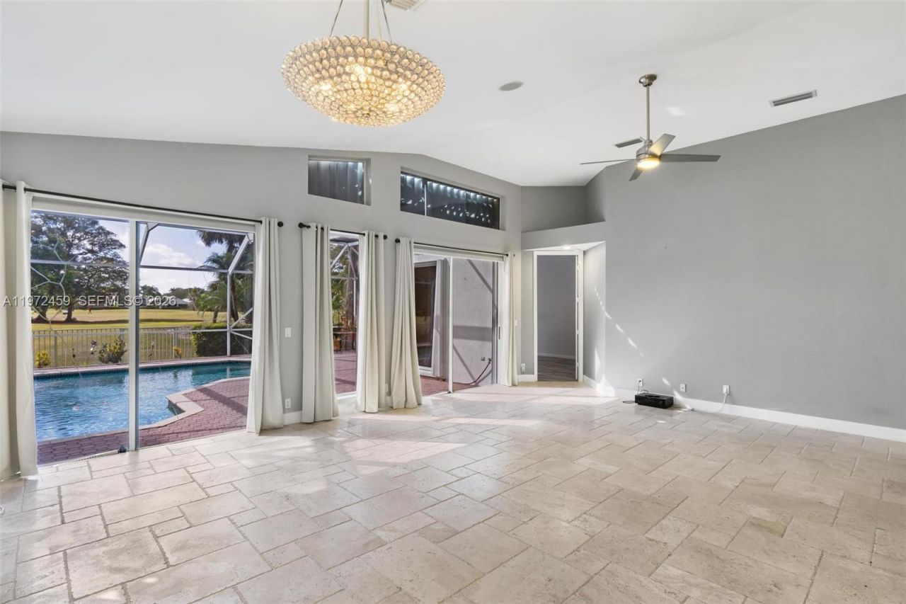 1140 W Bel Aire Dr W , Unit 1140, Pembroke Pines, FL 33027 Photo