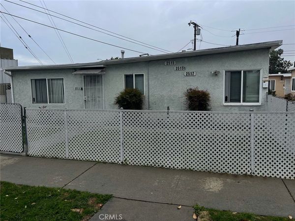 2517 E Madison Street, Long Beach, CA 90810