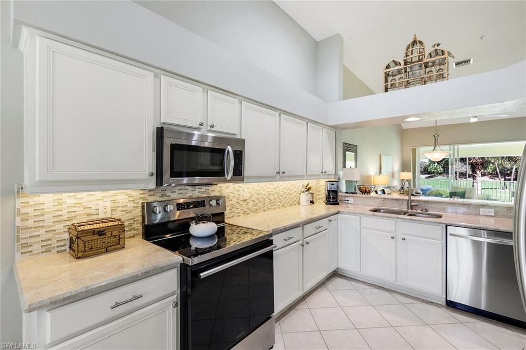 2385 Harmony Ln, Unit 204, Naples, FL 34109 Photo