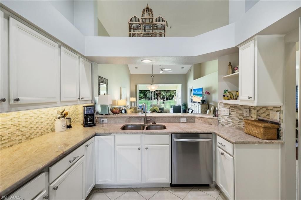 2385 Harmony Ln, Unit 204, Naples, FL 34109 Photo