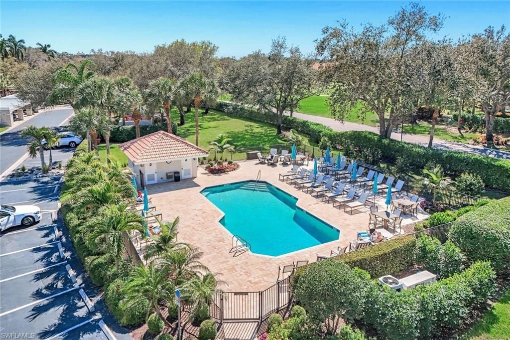 2385 Harmony Ln, Unit 204, Naples, FL 34109 Photo
