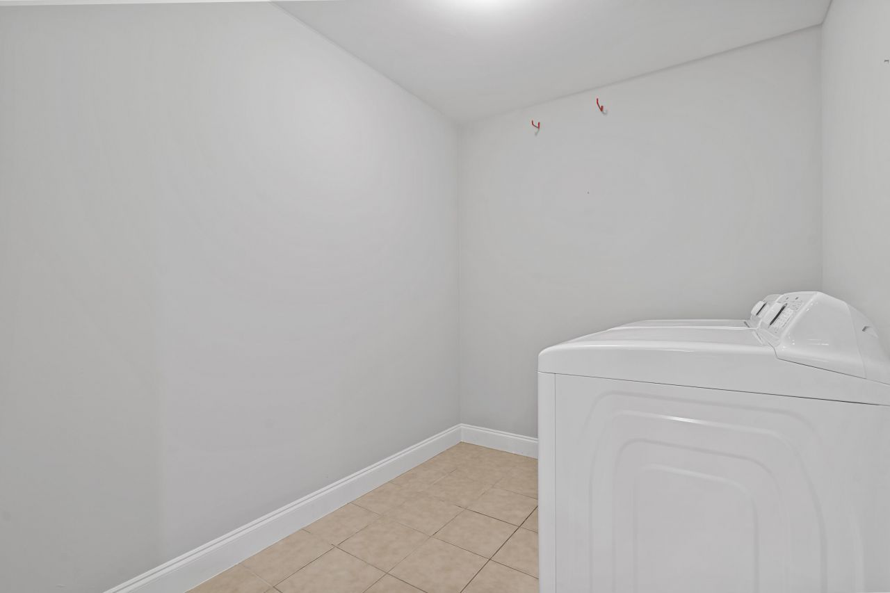 1240 Fairmont Avenue Photo 18