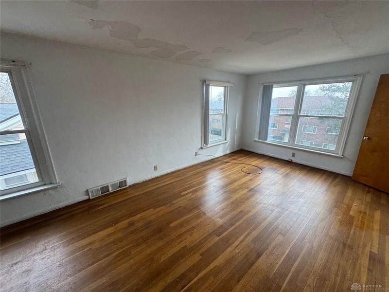 523 Imo Drive, Dayton, OH 45405 Photo 13