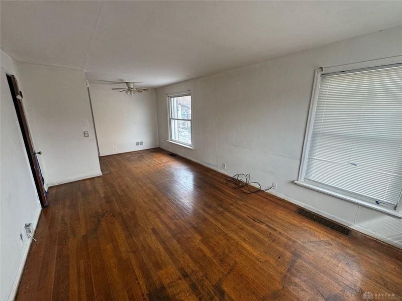 523 Imo Drive, Dayton, OH 45405 Photo 6