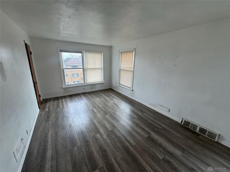 523 Imo Drive, Dayton, OH 45405 Photo 9