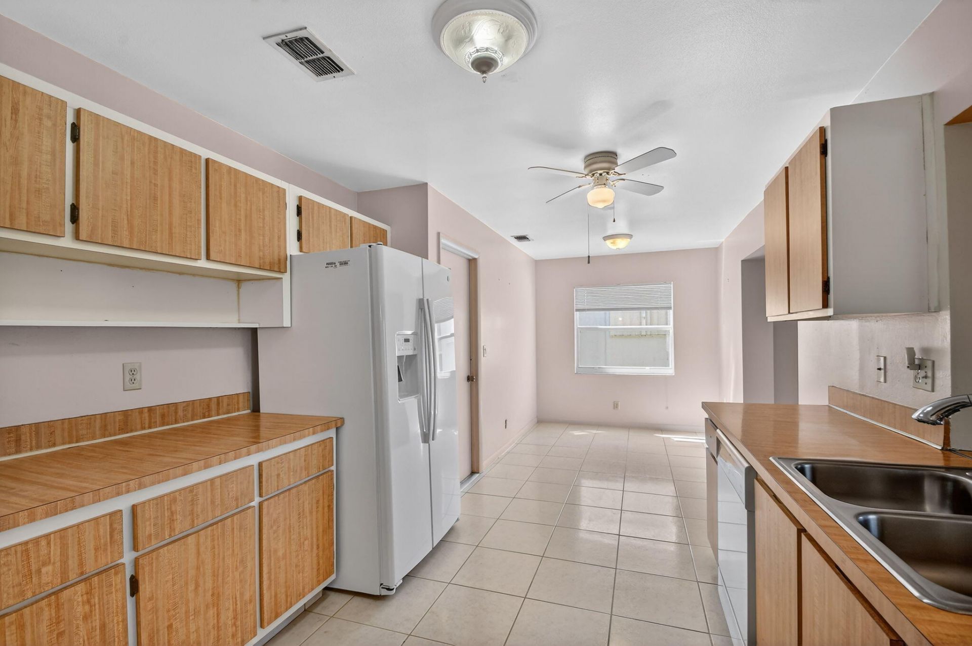 7352 Pine Forest Circle, Lake Worth, FL 33467 Photo