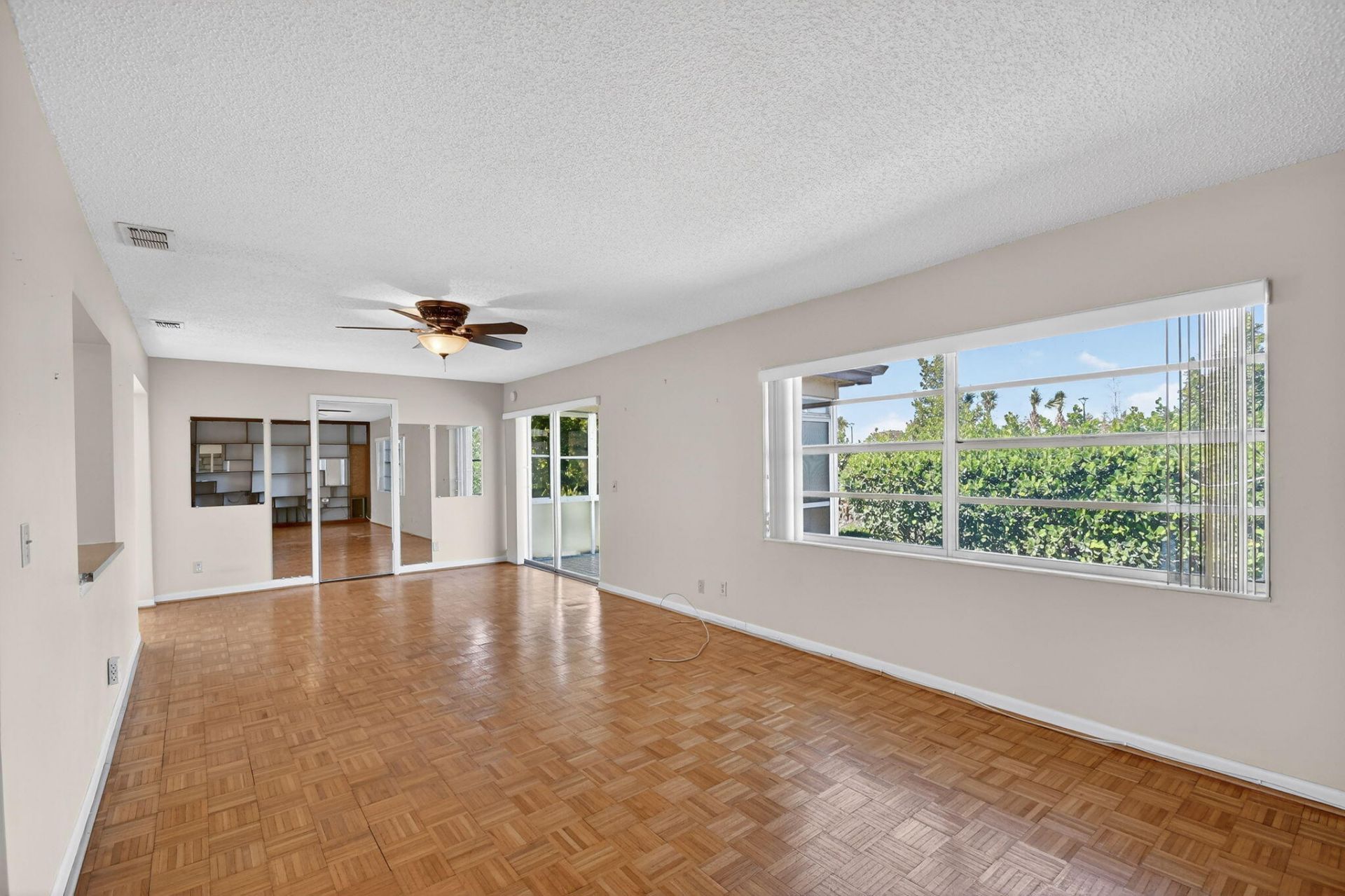 7352 Pine Forest Circle, Lake Worth, FL 33467 Photo