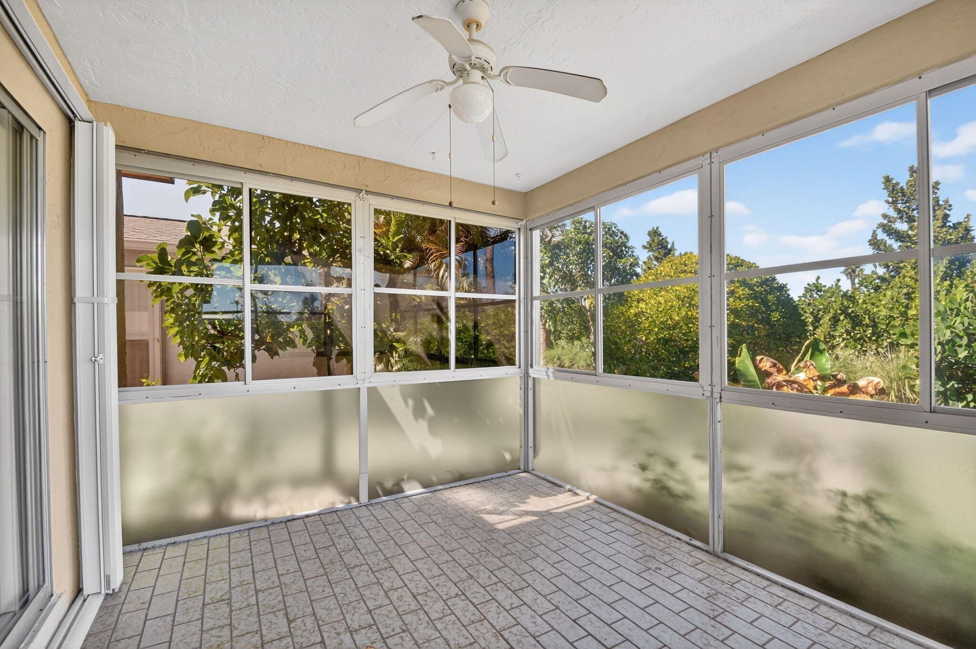 7352 Pine Forest Circle, Lake Worth, FL 33467 Photo